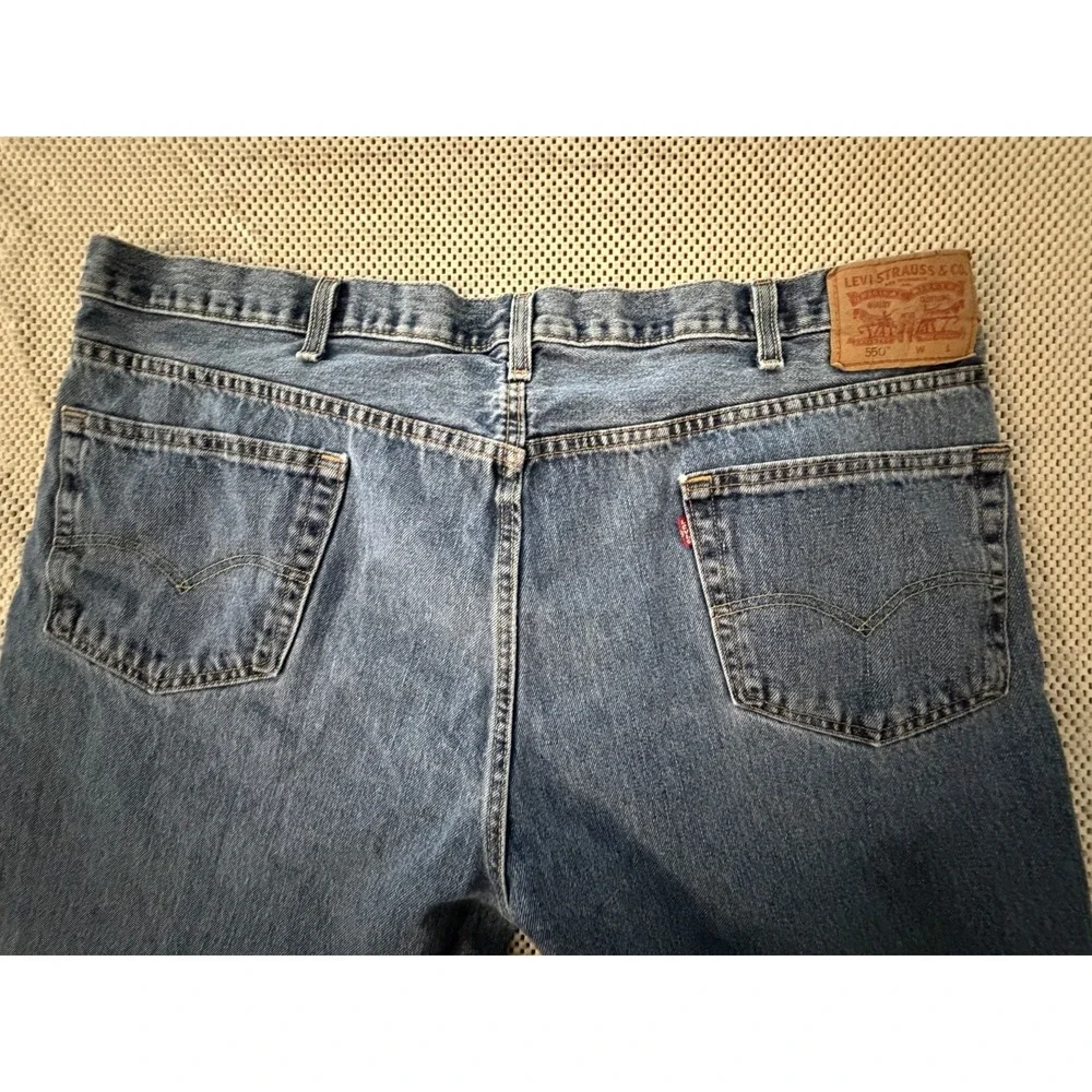 Levis 550 Jeans Men 46 x30 Relaxed Fit Straight Leg 100% Cotton 27 Actual Inseam